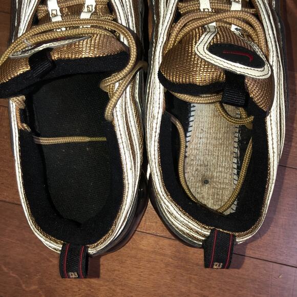 Nike Air VaporMax 97 Metallic Gold size 6 - Picture 12 of 12